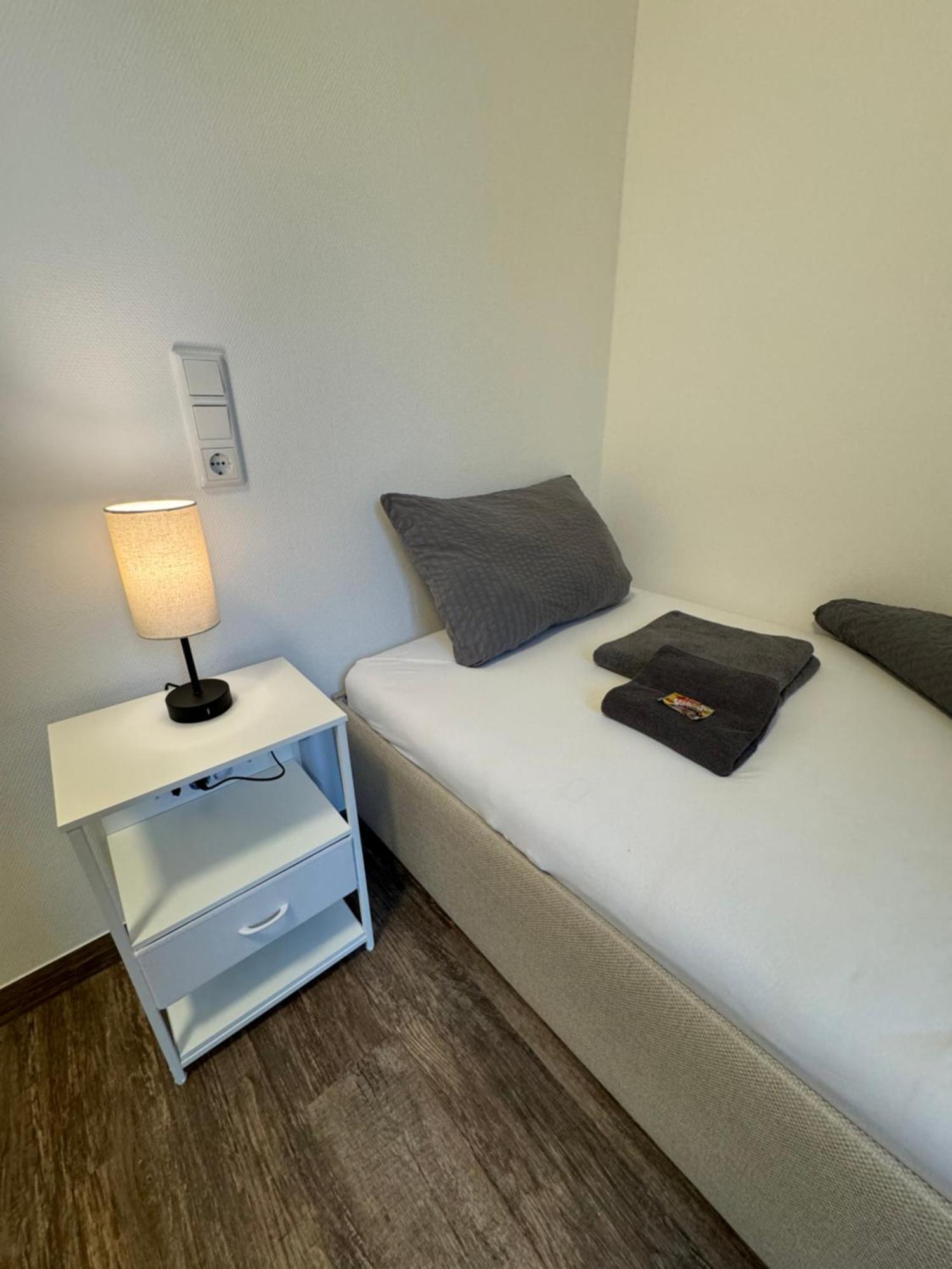 Monteurzimmer In Bielefeld - Mitte Ngoại thất bức ảnh